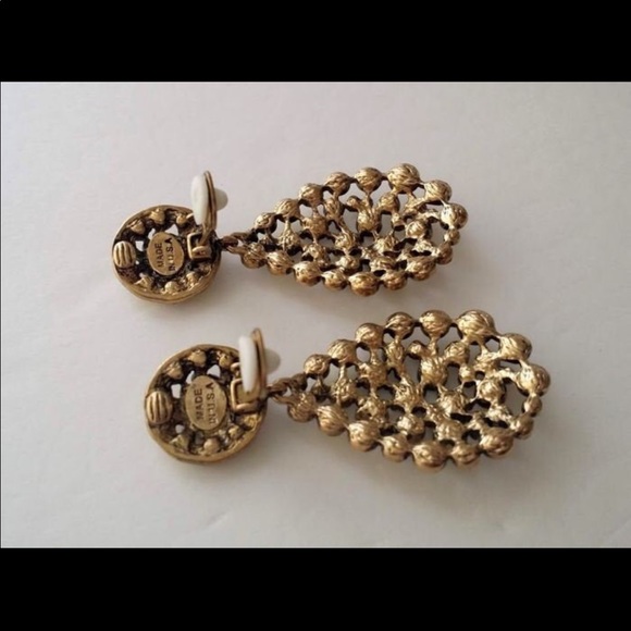 Signed OSCAR DE LA RENTA  Rhinestone Earrings - Picture 2 of 2